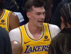 AYX-西亚卡姆新星回归赛场表现惊艳，勇士未来可期！的简单介绍