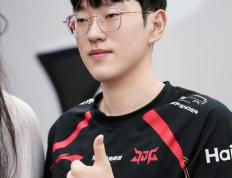 爱游戏-Scout新星刷新纪录表现突出，日本队前途光明！赢得满堂喝彩(scout选手百度百科)