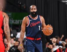 爱游戏体育- 哈登重要时刻表现优异，IG带队取胜！气势如虹延续