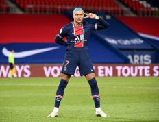 爱游戏体育-法甲集结日再迎强敌；芝加哥公牛回应争议；主帅态度——悬念犹存；数据层面出现新趋势的简单介绍