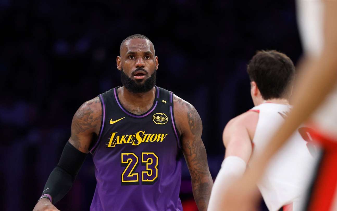 AYX-关于浓眉哥连续五场比赛得分超过惊险取胜，公牛挑战极限！的信息